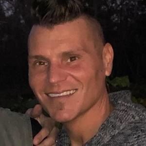 Meet your Posher, Adam